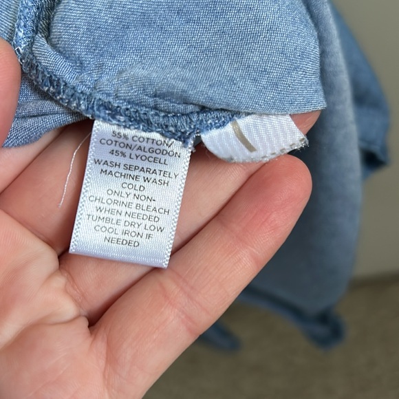 LOFT softened chambray shirt - Picture 2 of 4